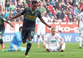 البرازيلي رافاييل يتجاوز الإصابة ويعود لتدريبات مونشنغلادباخ