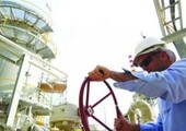 قازاخستان تقول إنها ستحضر اجتماع منتجي النفط في الدوحة