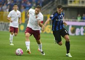 روما يتعادل بصعوبة مع أتلانتا في الدوري الإيطالي