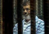 تأجيل النطق بالحكم على مرسي في قضية 