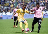 باليرمو يهزم فروسينوني ويحيي آمال البقاء بالدوري الإيطالي