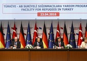 تيمرمانز: الاتفاق الأوروبي التركي الطريقة الوحيدة لحل أزمة الهجرة