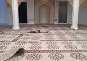 شاهد بالصور... الاستعدادات لافتتاح قاعة الصلاة المركزية (قسم الرجال) في مسجد الشيخ عزيز بالسهلة قريباً