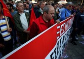 تظاهرات قبل تصويت البرلمان اليوناني على اصلاح لنظام التقاعد يطالب به الدائنون