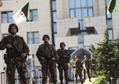 الجيش الجزائري يعثر على مخبأ ضخم للأسلحة