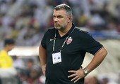 رئيس الأهلي الإماراتي ينفي رحيل كوزمين من تدريب الفريق
