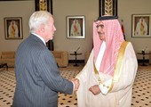 وزير الداخلية يبحث مجالات التعاون مع رئيس وأعضاء جمعية الصداقة البحرينية البريطانية