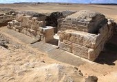 وزير الآثار المصري يفتتح أربع مقابر فرعونية غرب الأقصر بحضور السفير الأميركي