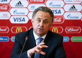 وزير الرياضة الروسي يعتذر عن فضيحة المنطات