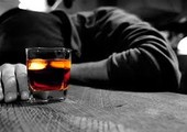 وفاة 10 أشخاص جراء تناول مشروبات كحولية ملوثة في اندونيسيا