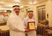 تكريم الوجيه حسن بن علي السماهيجي من قبل شباب فريق 