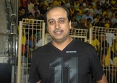 خالد كانو يخلف طلال كانو في رئاسة النادي الأهلي