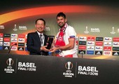 كوكى أفضل لاعب فى نهائى الدوري الأوروبي