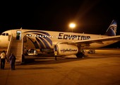 مصادر في مطار القاهرة: وصول ثلاثة محققين فرنسيين وخبير من ايرباص