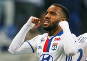 ليون يرفض عرضا من وست هام للتخلي عن لاكازيت مقابل 40 مليون يورو