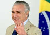 وزير برازيلي متهم بالفساد يعلن تغيبه عن الحكومة