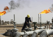 النفط ينخفض في التعاملات الاسيوية مع ارتفاع الدولار