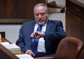 وزير الدفاع الإسرائيلي الجديد اليميني المتطرف ليبرمان يتعهد بإتباع 