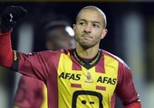 سفيان هني ينتظم في تدريبات المنتخب الجزائري