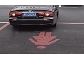 الصين... مواقف سيارات خاصة بالنساء لـ «قلة خبرتهن في القيادة»