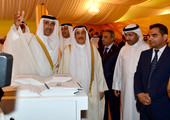 الشيخ خالد بن عبدالله: التقدم الملحوظ في المشاريع الإسكانية يؤكد التزام الحكومة بالمواصلة في تقديم السكن بأفضل المواصفات