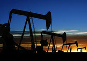 تقرير: 32% من شركات النفط والغاز البريطانية تعتزم شطب المزيد من الوظائف خلال العام الحالي