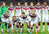 المنتخب الألماني يرحب بزيارة الزوجات والصديقات للاعبي الفريق خلال يورو 2016