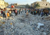 المرصد: ارتفاع حصيلة القصف الجوي على إدلب إلى 27 قتيلاً