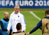 ديشامب مدرب فرنسا يتوقع مباراة مفتوحة أمام سويسرا