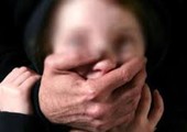 احتجاز ثلاثة أشخاص في قضية اغتصاب فتاة قاصر 