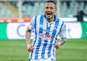 ميلان يتفوق على نابولي ويوفنتوس ويضم هداف الـ