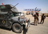 عناصر من الحشد الشعبي تعتقل فارين من مناطق قريبة من الشرقاط بالعراق