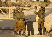 هدم منزلين يعودان لفلسطينيين نفذا هجوماً بالسكين