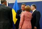 كاميرون: بريطانيا يمكن أن تتعاون مع البعثات الدفاعية للاتحاد الأوروبي بعد خروجها منه