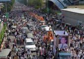 الآلاف يشاركون في جنازة سياسي كمبودي قتل بالرصاص
