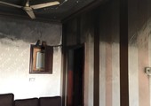 بالصور... حريق بمنزل عائلة بحرينية بسترة يتركها بلا مأوى