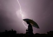 البرق يقتل 28 شخصا بشرق الهند