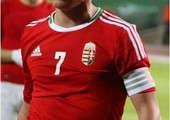 الوحدة الإماراتي يدعم صفوفه بالمجري دشودشاك