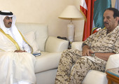 القائد العام لقوة دفاع البحرين يستقبل رئيس جهاز الأمن الوطني