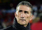 مدرب الأرجنتين: ميسي يمتلك دوافع أكبر للفوز بلقب مع منتخب بلاده