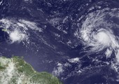 العاصفة جاستون تتحول إلى ثالث إعصار بالأطلسي