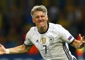 شفاينشتايغر لا يفكر في اعتزال الكرة ويلمح إلى اقترابه من الدوري الأميركي