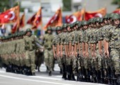 وزارة الدفاع التركية تسرح 820 من أفراد القوات البرية والبحرية
