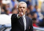 بالفيديو... مدرب الوحدة الإماراتي يطالب التحكيم بالرجوع للفيديو منعا للإخطاء