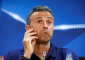 لويس انريكي يهون من أحاديث عن وجود خلاف مع لاعبي برشلونة