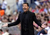 هل يترك سيميوني أتلتيكو مبكرا بعد تغيير عقده
