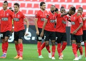 بالفيديو... الأهلي يستهل حملة الدفاع عن لقب الدوري الإماراتي بالفوز على الإمارات