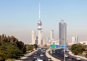 الحكومة الكويتية تبحث عن آلية لتعويض محدودي الدخل عن رفع سعر البنزين