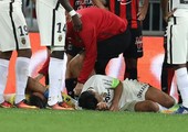 بالفيديو... إصابة المهاجم الكولومبي فالكاو بارتجاج في الدماغ