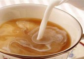 دراسة علمية: الشاي بالحليب مضر بالصحة